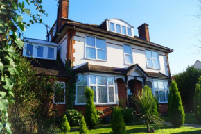 Ricky Road Guest House - 